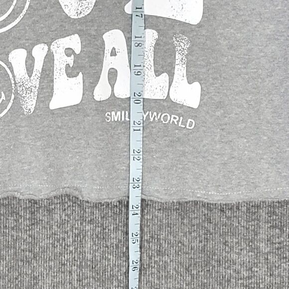 Smiley World Sweatshirt Womens XXL Gray Love Above All Oversized Crop Fleece - Picture 3 of 9